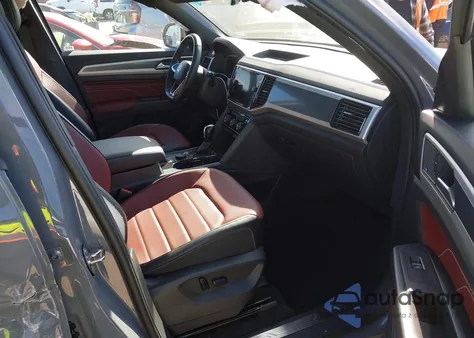 2022 Volkswagen Atlas Cross Sport 3.6L V6 Sel Premium R-Line from USA, damaged, VIN 1V2FE2CA7NC215715